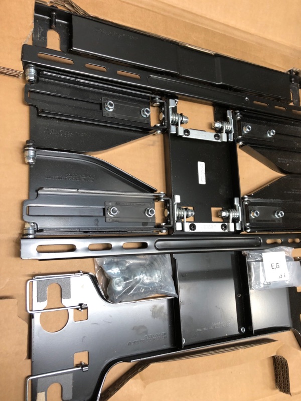 Photo 1 of 58-75" Full Motion Slim Wall mount (400x300, 400x400)
