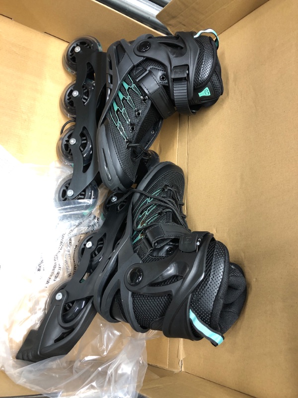 Photo 2 of **ONE SKATE MISSING SHOELACE**
Roller Derby Aerio Women's Inline Skates 8 Black/Teal