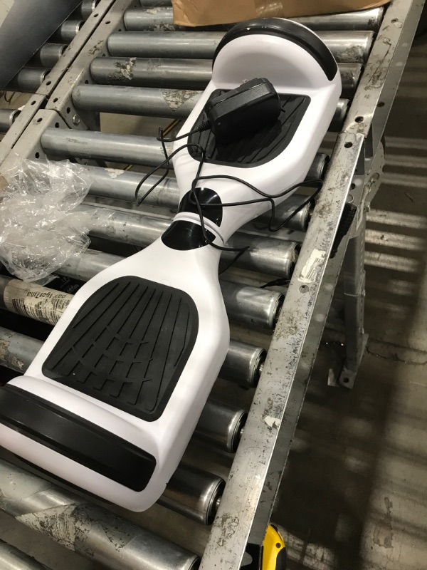 Photo 2 of SISIGAD A02 6.5" Hoverboard With Bluetooth (Matte / white
