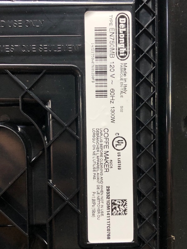 Photo 1 of Lattissima Pro is inspired by the quality of professional machines with a high level of simplicity. So simple to use - its advanced technology and intuitive touchscreen is presented in a sleek, pure and robust design with an aluminum finish. Enjoy incompa