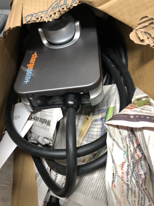 Photo 1 of ChargePoint Home Flex Electric Vehicle (EV) Charger upto 50 Amp, 240V, Level 2 WiFi Enabled EVSE, UL Listed, Energy Star, NEMA 6-50 Plug or Hardwired, Indoor/Outdoor, 23-Foot Cable