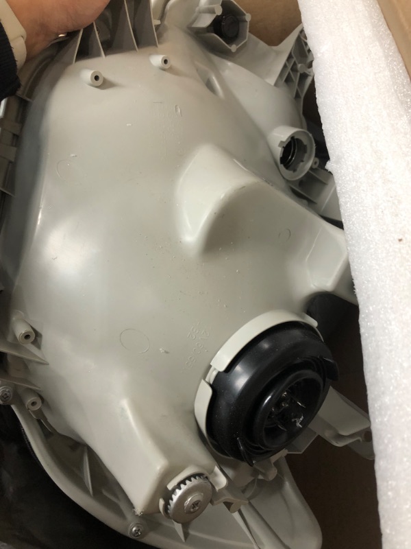 Photo 1 of 2012 - 2015 TOYOTA TACOMA OEM STYLE HEADLIGHTS - CHROME
