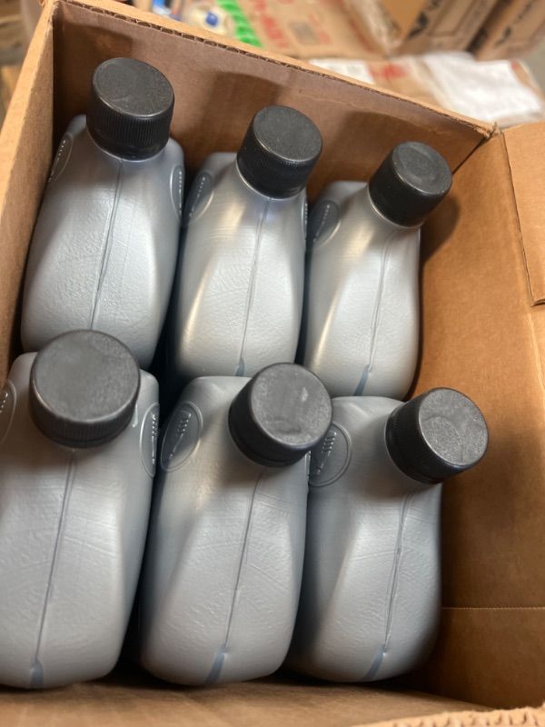 Photo 1 of Amazon Basics High Mileage Motor Oil - Full Synthetic - 10W-30 - 1 Quart - 6 Pack High Mileage - Full Synthetic 1 Quart - 6-Pack 10W-30