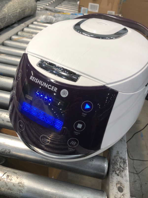 Photo 1 of Reishunger Digital Rice Cooker and Steamer, White, Timer - 8 Cups - Premium Inner Pot, Multi Cooker with 12 Programs & 7-Phase Technology for Brown Rice, Soups, Grains, Oatmeal & more - 1-8 People

