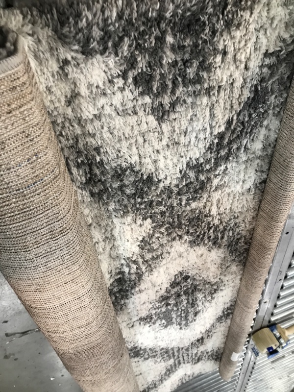 Photo 1 of 5x8ft grey fuzzy rug 