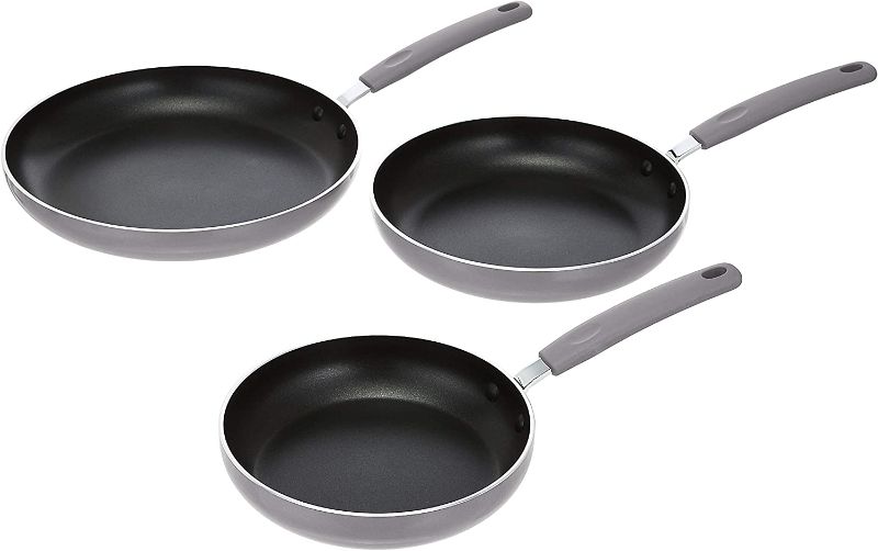 Photo 1 of Amazon Basics Ceramic Non-Stick 3-Piece Skillet Set, 8-Inch, 9.5-Inch and 11-Inch, Green