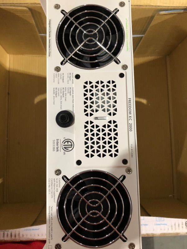 Photo 4 of (PARTS ONLY) Xantrex Freedom XC 2000 817-2080 Power Inverter(white)