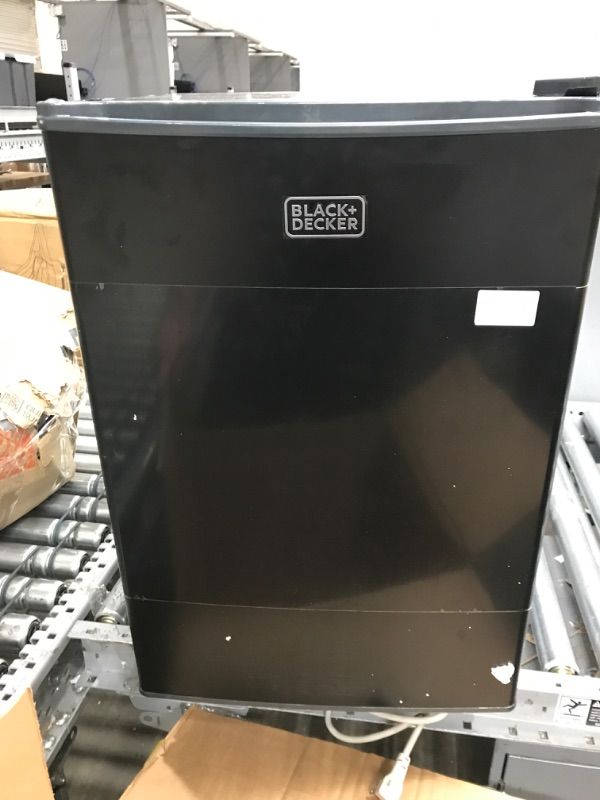 Photo 2 of (PARTS ONLY) BLACK+DECKER BCRK25B Compact Refrigerator Energy Star Single Door Mini Fridge with Freezer, 2.5 Cubic Feet, Black