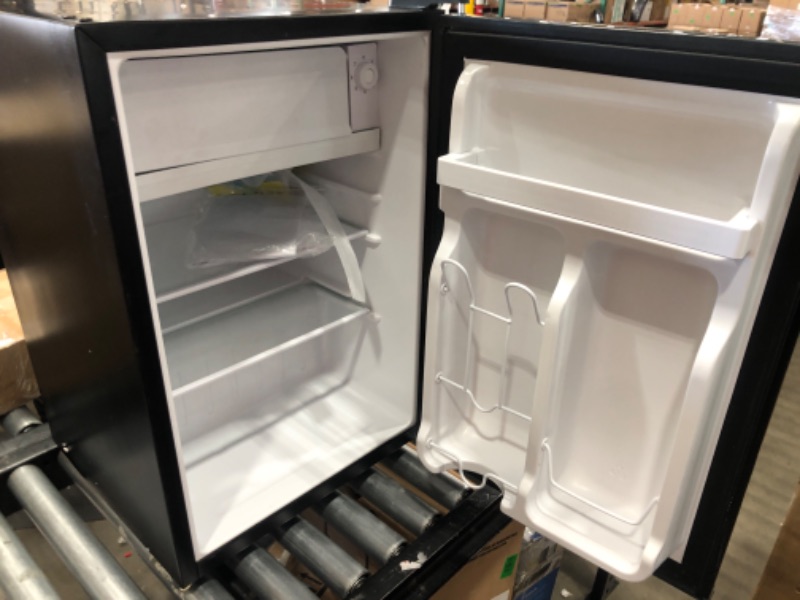 Photo 4 of (PARTS ONLY) BLACK+DECKER BCRK25B Compact Refrigerator Energy Star Single Door Mini Fridge with Freezer, 2.5 Cubic Feet, Black