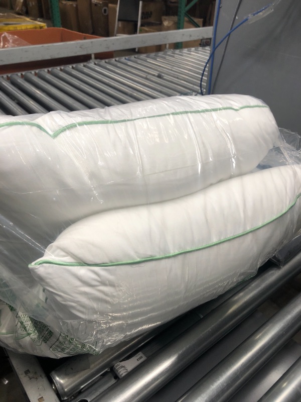 Photo 2 of *ONLY ONE*- Novilla King Size Pillows Cooling Bed Pillows for Sleeping - Hotel Quality Down Pillows for Sleeping?Adjustable Pillow for Side & Back Sleepers with Breathable Cover, White (AC-NV0P803-K) White King 