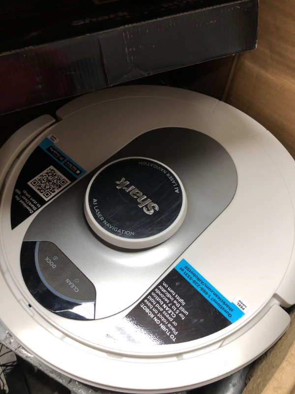 Photo 4 of **** TESTED/ TURNS ON** Shark AV2511AE AI Ultra Robot Vacuum, with Matrix Clean, Home Mapping, 60-Day Capacity Bagless Self Empty Base, Perfect for Pet Hair, Wifi, Compatible with Alexa, Black/Silver 60-Day Capacity + 2nd Generation