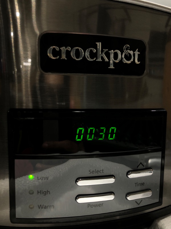 Photo 2 of ***TESTED/ TURNS ON*** Crock-Pot Digital Slow Cooker - 8 qt - Black Stainless
