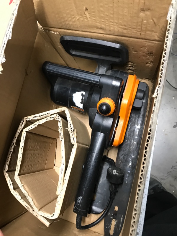Photo 2 of 12-Inch Cordless Battery Operated Chainsaw with 1x4.0Ah Battery&Charger, MAXLANDER 20V Electric Chainsaw with Auto-Tension & Auto-Lubrication, Lightweight Handheld Chainsaw for Wood Cutting & Trimming
