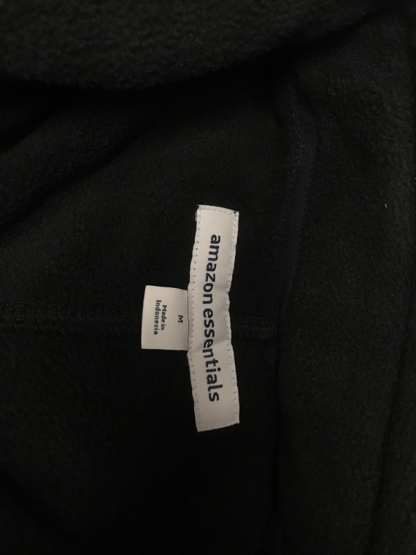 Photo 1 of Amazon Essentials Men's Quarter-Zip Polar Fleece Jacket Polyester Black Large