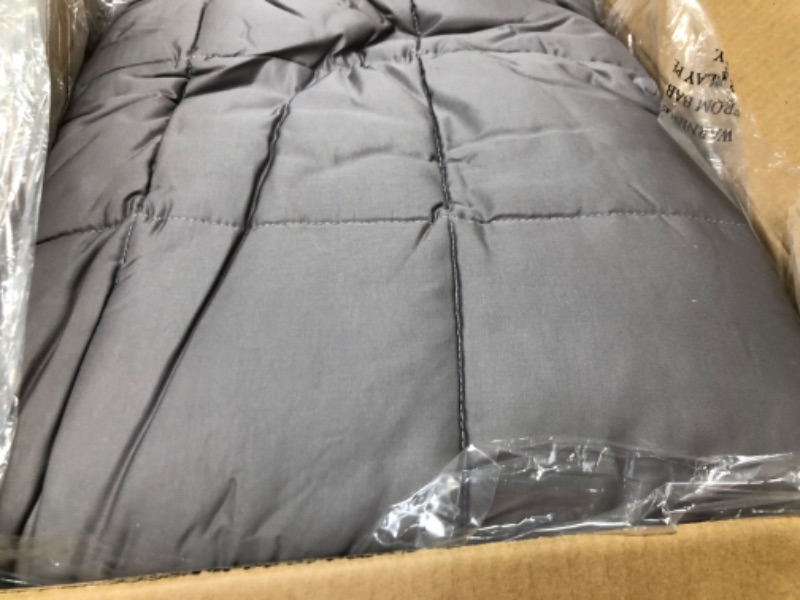 Photo 3 of amazon basics All-Season Cotton Weighted Blanket with Cover - Dark Grey, 15-Pound, 60 inch x 80 inch (Full/Queen)