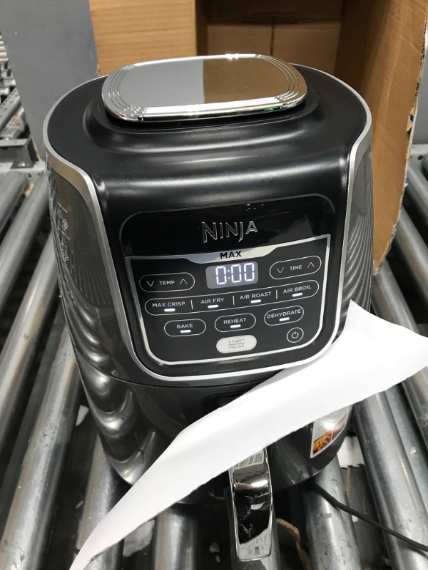 Photo 2 of ***TESTED/ TURNS ON*** Ninja 5.5 qt. Grey XL Air Fryer Max (AF161)