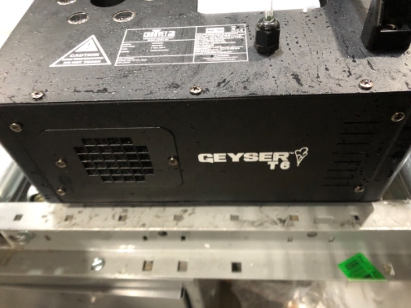 Photo 4 of **LEAKS**CHAUVET DJ Geyser T6 (GEYSERT6)
