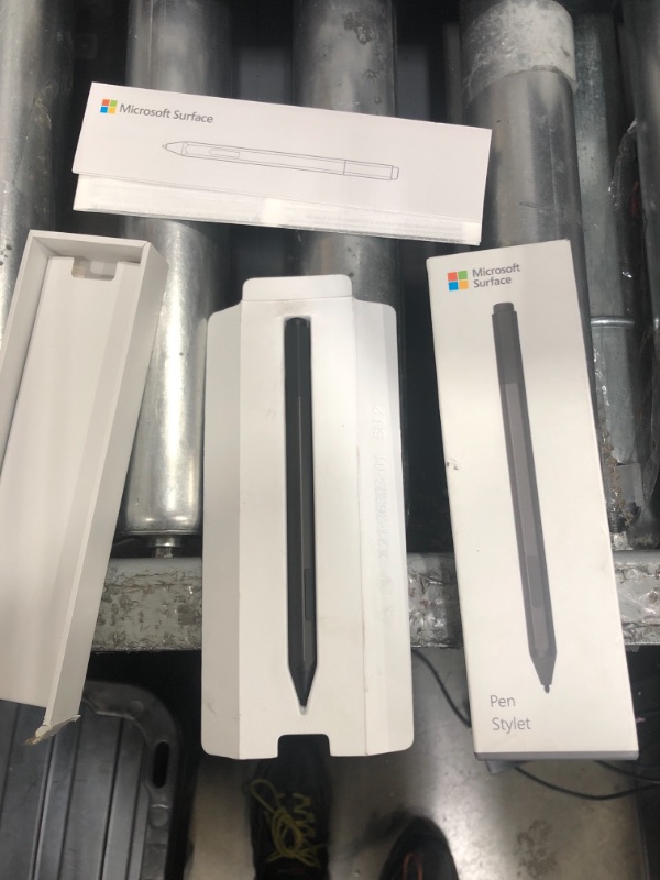 Photo 2 of Microsoft Surface Pen, Charcoal Black, Model: 1776 (EYU-00001)