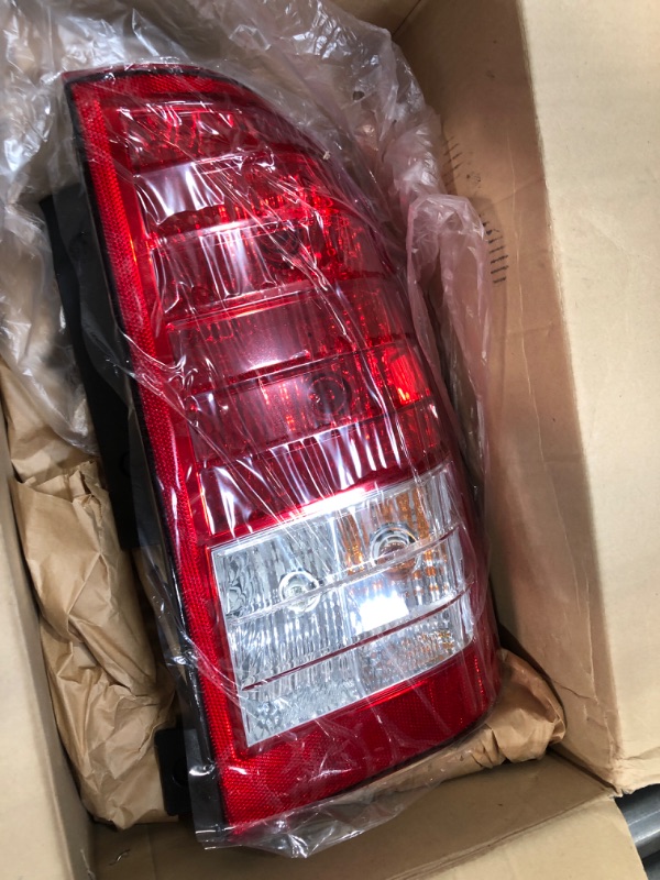 Photo 1 of 1A Auto Rear Taillight Taillamp Brake Left LH Driver Side for 06-11 Ranger Pickup Truck
