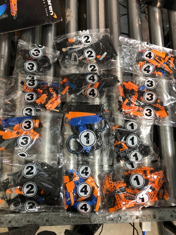 Photo 1 of **USED** Technic McLaren Formula 1 Race Car 42141 Building Set for Adults (1,434 Pieces) Frustration-Free Packaging