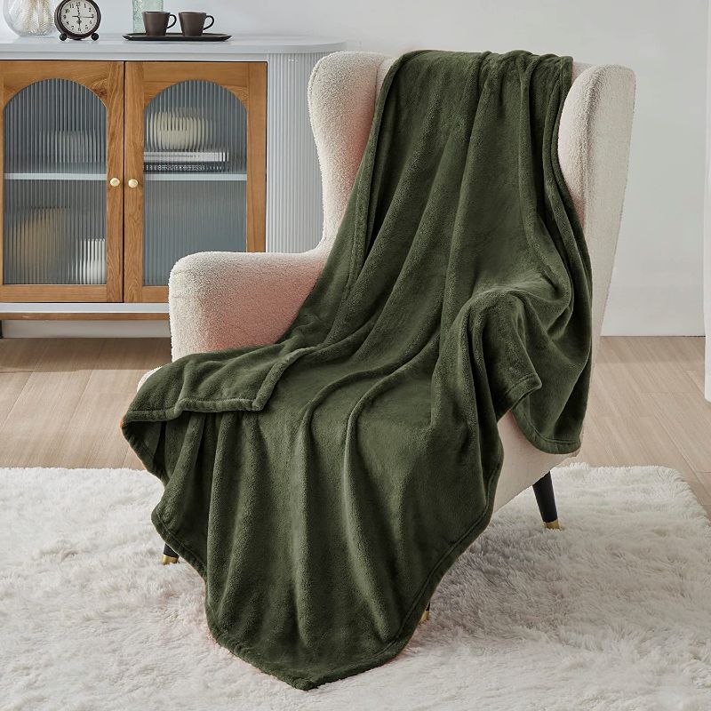 Photo 1 of BEDSURE Olive Green Fleece Blanket Throw Blanket - 300GSM Throw Blankets for Couch, Sofa, Bed, Soft Lightweight Plush Cozy Blankets and Throws for Toddlers, Kids
