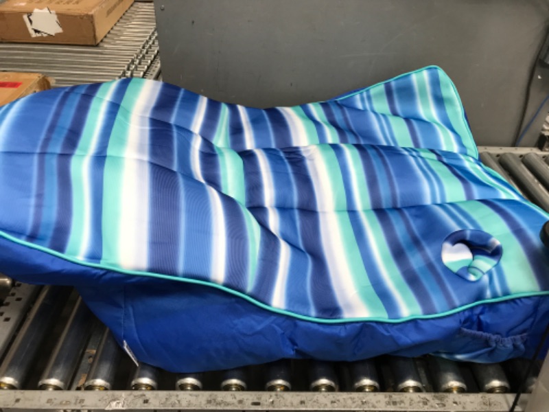 Photo 2 of Big Joe Captain's Float No Inflation Needed Pool Lounger with Drink Holder, Blurred Blue Double Sided Mesh, 3ft
