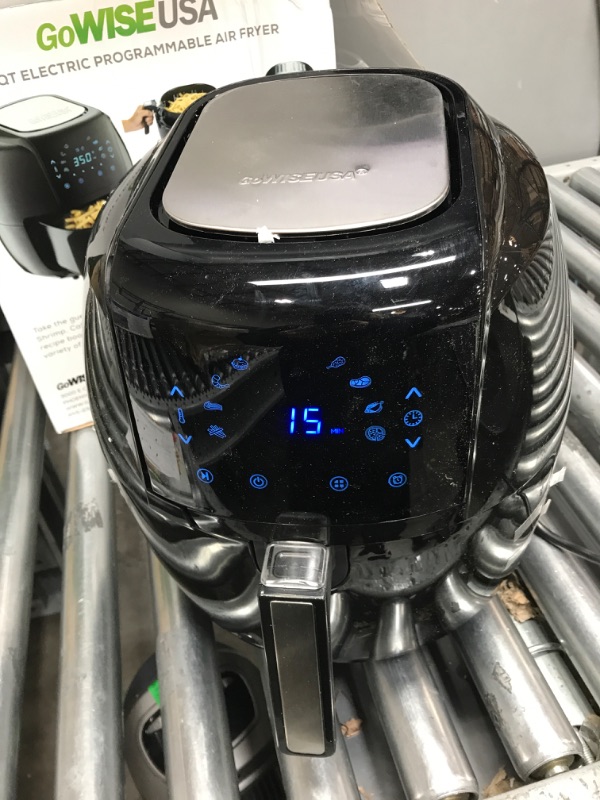 Photo 2 of 8-in-1 5.8 Qt. Black Electric Air Fryer with Recipe Book