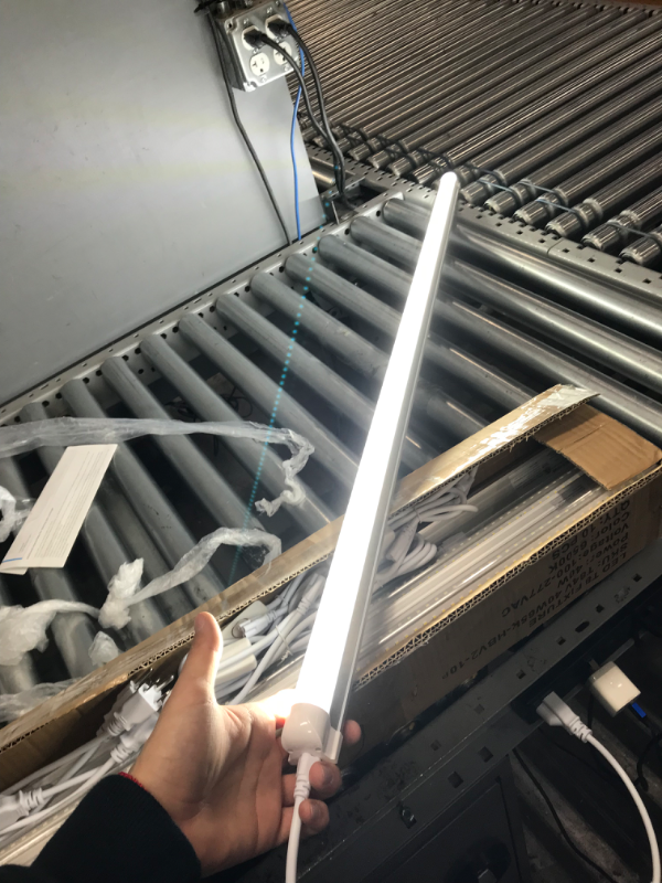 Photo 5 of 4FT LED Shop Light, V Shape Integrated T8 LED Tube Light, 5200LM, 40W, 6500K Super Bright White,high Output Linkable Shop Lights W/ Built-in ON/Off Switch for Warehouse, ETL, 10 Pack 4FT-10Pack