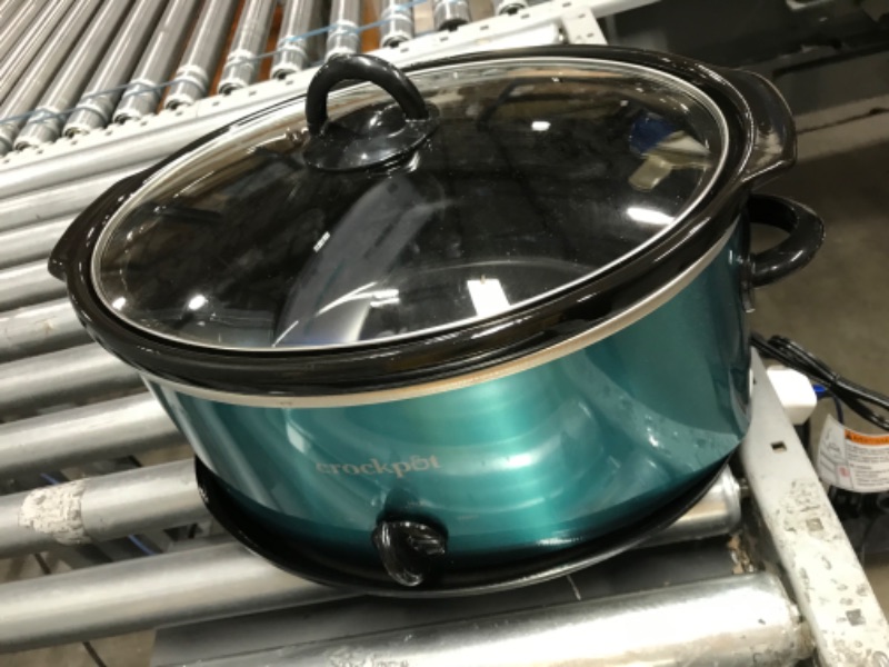 Photo 3 of *DOES NOT TURN ON PARTS ONLY* Crockpot SCV700-KT Deisgn to Shine 7QT Slow Cooker, Turquoise Turquoise Cooker