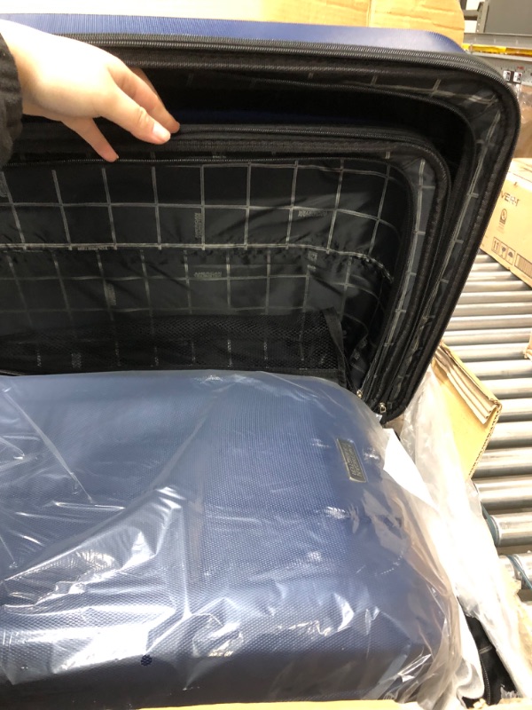 Photo 1 of *CRACKED ON ONE SUITCASE* American Tourister Moonlight Hardside Expandable Luggage with Spinner Wheels, Navy, 3-Piece Set (21/24/28)