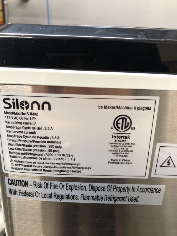 Photo 5 of *USED*
Silonn Countertop Ice Cube Ice Makers, 45lbs Per Day, Auto Self-Cleaning & New Wave Enviro Products BPA Free Tritan™ Bottle, 3-Gallon