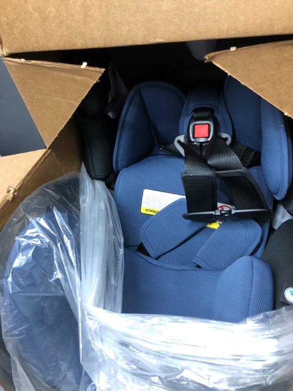 Photo 2 of Britax Boulevard Clicktight Convertible Car Seat, Blue Contour SafeWash Boulevard Blue Contour