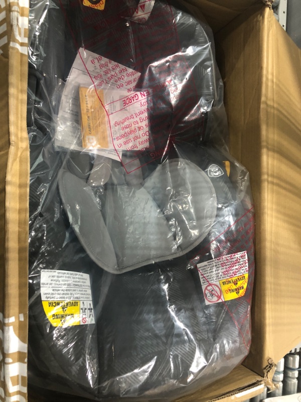 Photo 1 of Century Carry On 35 Lightweight Infant Car Seat, Metro 35 Car Seat Metro