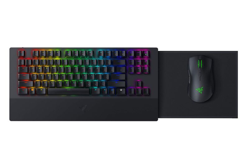 Photo 1 of (READ DESCRIPTION)Razer Turret Wireless Mechanical Gaming Keyboard & Mouse Combo for PC, Xbox One, Xbox Series X & S: Chroma RGB/Dynamic Lighting - Retractable Magnetic Mouse Mat - 40hr Battery, Classic Black