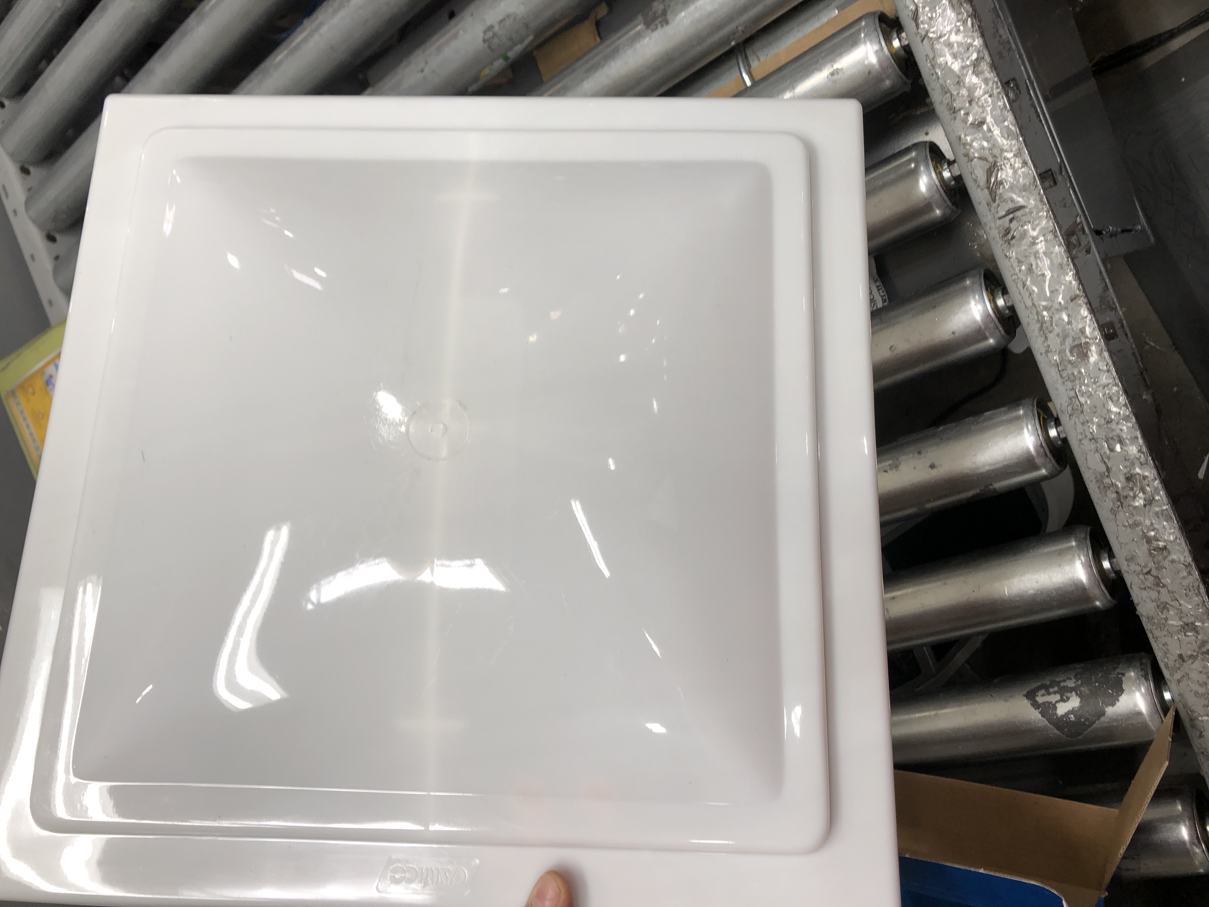 Photo 4 of Camco 40155/40158 White Polypropylene Vent Lid - Ventline (pre 2008) & Elixir (since 1994) Ventline (Pre '08 Models)/Elixir ('94 & Up Models) White