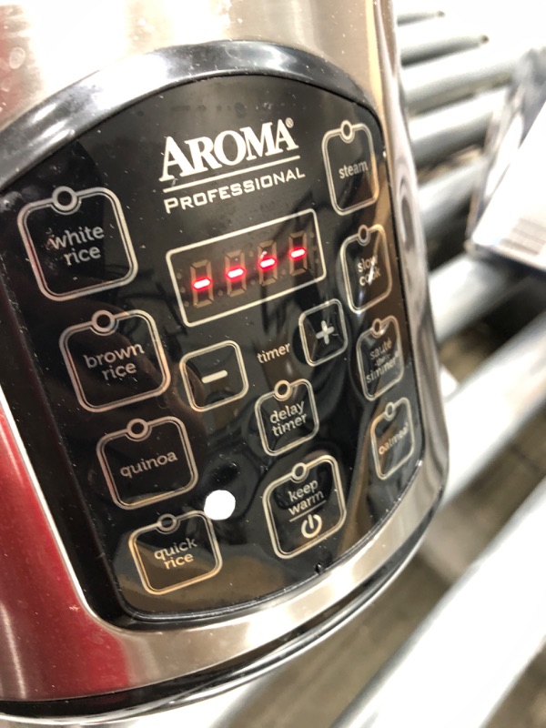 Photo 6 of *** POWERS ON *** Aroma Housewares ARC-954SBD Rice Cooker, 4-Cup Uncooked 2.5 Quart, Professional Version