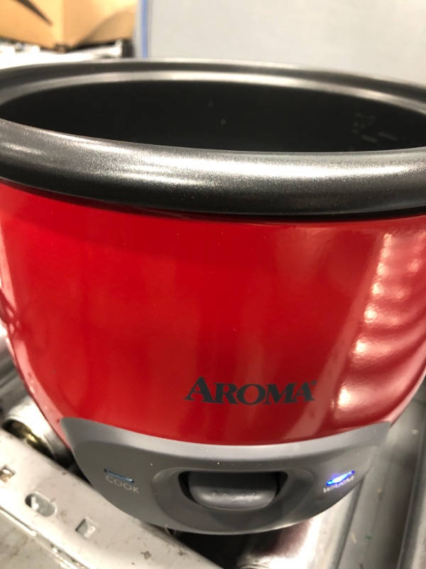 Photo 2 of *** POWERS ON ***  Aroma Housewares 14-Cup (Cooked) (7-Cup UNCOOKED) Pot Style Rice Cooker and Food Steamer (ARC-747-1NGR) , Red