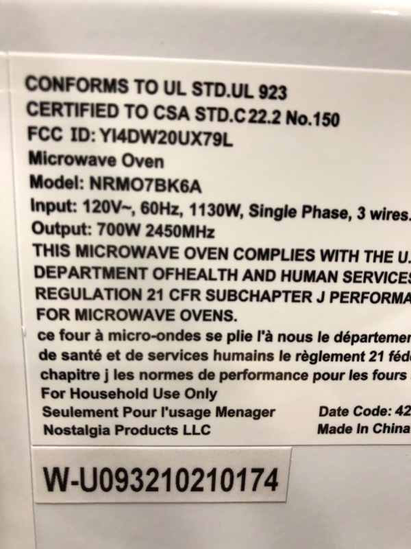 Photo 6 of *** POWERS ON *** Nostalgia Retro Compact Countertop Microwave Oven, 0.7 Cu. Ft. 700-Watts with LED Digital Display, Child Lock, Easy Clean Interior, BLACK