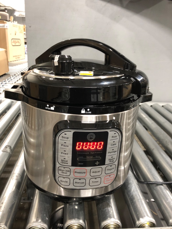 Photo 3 of Tested/Major Damage-See last Photos* MasterChef Electric Pressure Cooker 10 in 1 Instapot Multicooker 6 Qt, Slow Cooker, Vegetable Steamer, Rice Maker, Digital Programmable Insta Pot with 18 Cooking Presets, Stainless Steel, Non Stick