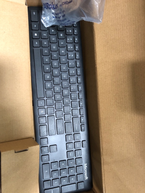 Photo 2 of Missing mouse only key board ) Dell Pro KM5221W Keyboard & Mouse