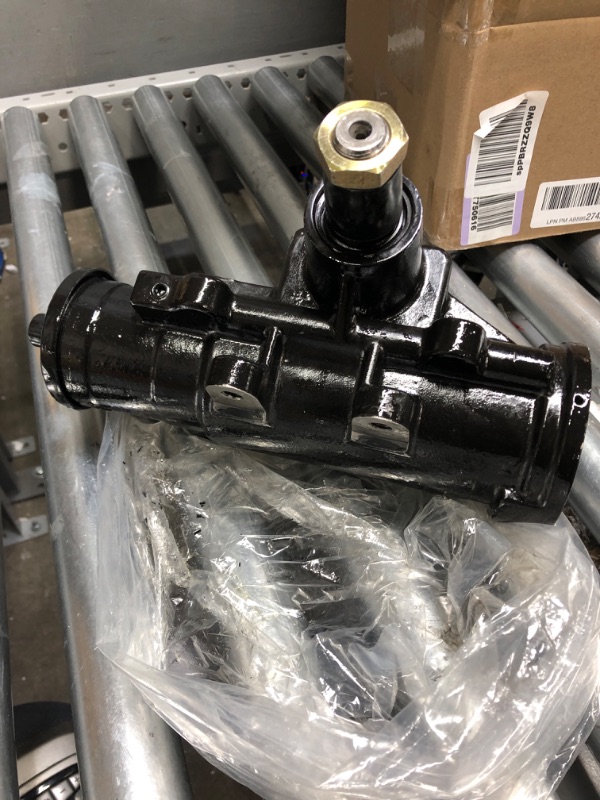Photo 1 of Cardone 27-6550 Remanufactured Power Steering Gear (Renewed)
