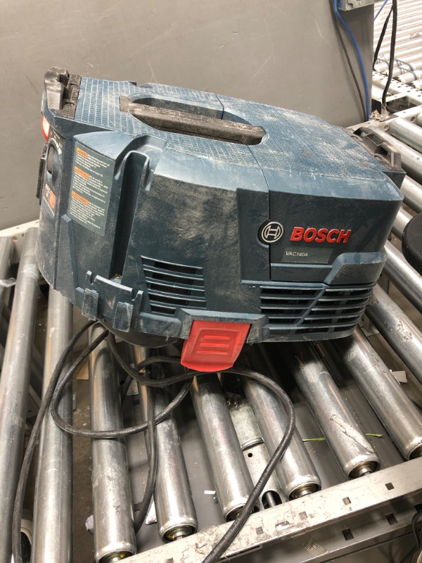 Photo 2 of -USED FOR PARTS-
BOSCH 9 Gallon Dust Extractor with Auto Filter Clean and HEPA Filter VAC090AH
