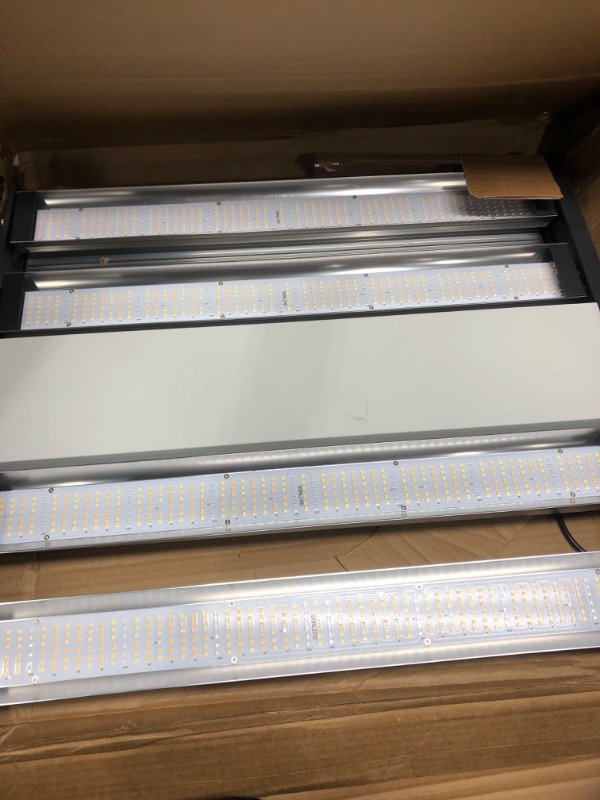 Photo 1 of **SEE NOTES**
Sonlipo SPC6500 LED Grow Light 650W, 6x6 ft Coverage with 2928 Samsung LEDs 
