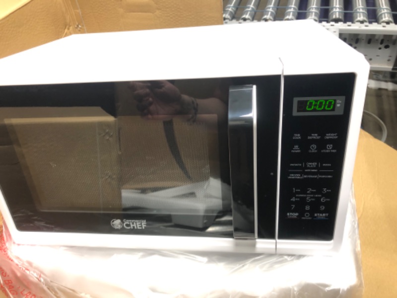 Photo 6 of *** tested- powers on *** COMMERCIAL CHEF Small Microwave 0.9 Cu. Ft. Countertop Microwave with Digital Display, White Microwave & 10 Power Levels, Outstanding Portable Microwave with Convenient Pull Handle Door White 0.9 Cubic Feet Microwave Oven