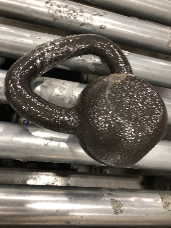 Photo 2 of Amazon Basics Cast Iron Kettlebell Weight
