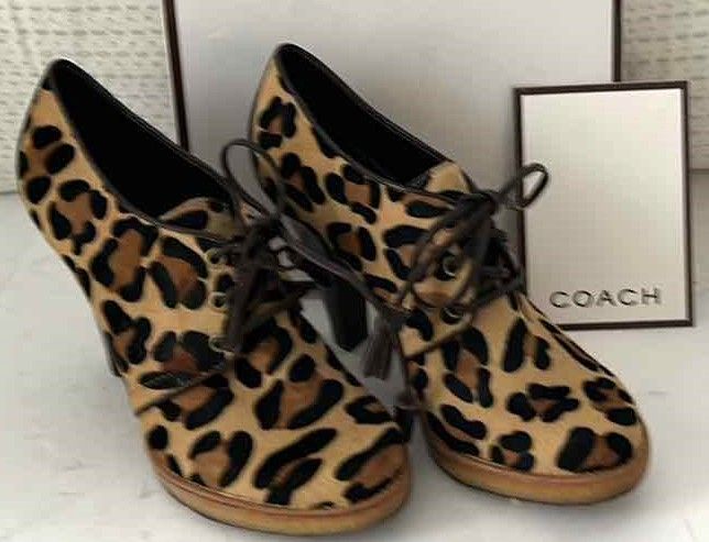 Photo 1 of COACH TULLAH OC PRT H CALF SIZE 7.5 $208