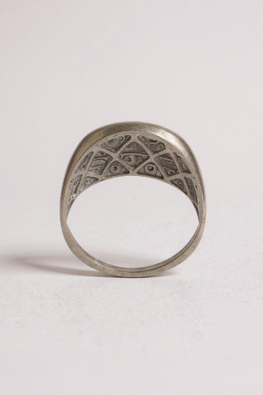 Photo 1 of 10K WHITE GOLD 0.50ctw 5.2G RING SIZE 11 1/2  #43