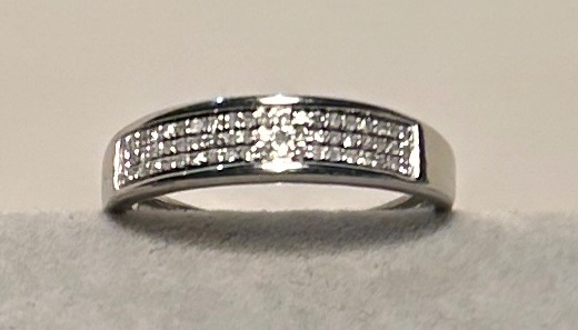 Photo 1 of 10K WHITE GOLD .50ctw DIAMOND BAND RING 2.3G SIZE 8 1/2  #39
