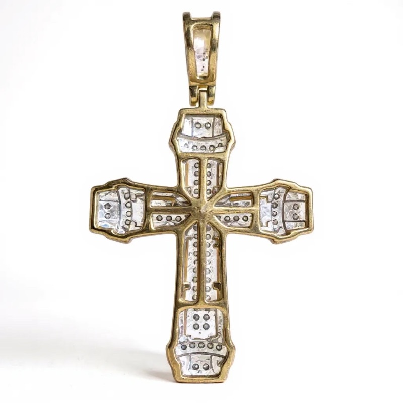 Photo 1 of 10K YELLOW GOLD 0.25ctw DIAMOND CROSS PENDANT 3.6G OVERALL SIZE 1 1/2” #38