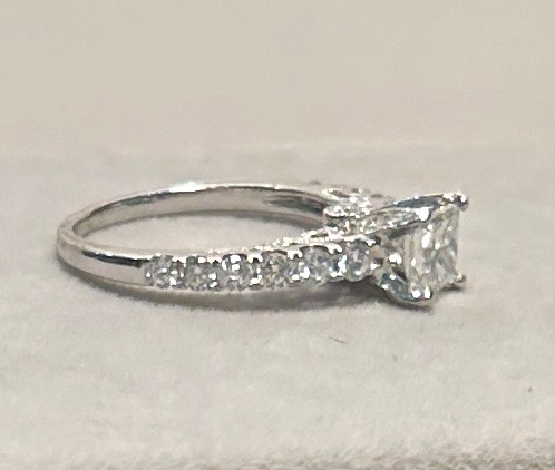 Photo 1 of 14K WHITE GOLD 1cwt PRINCESS CUT CENTER DIAMOND RING 3.9G SIZE 7 1/4  #20